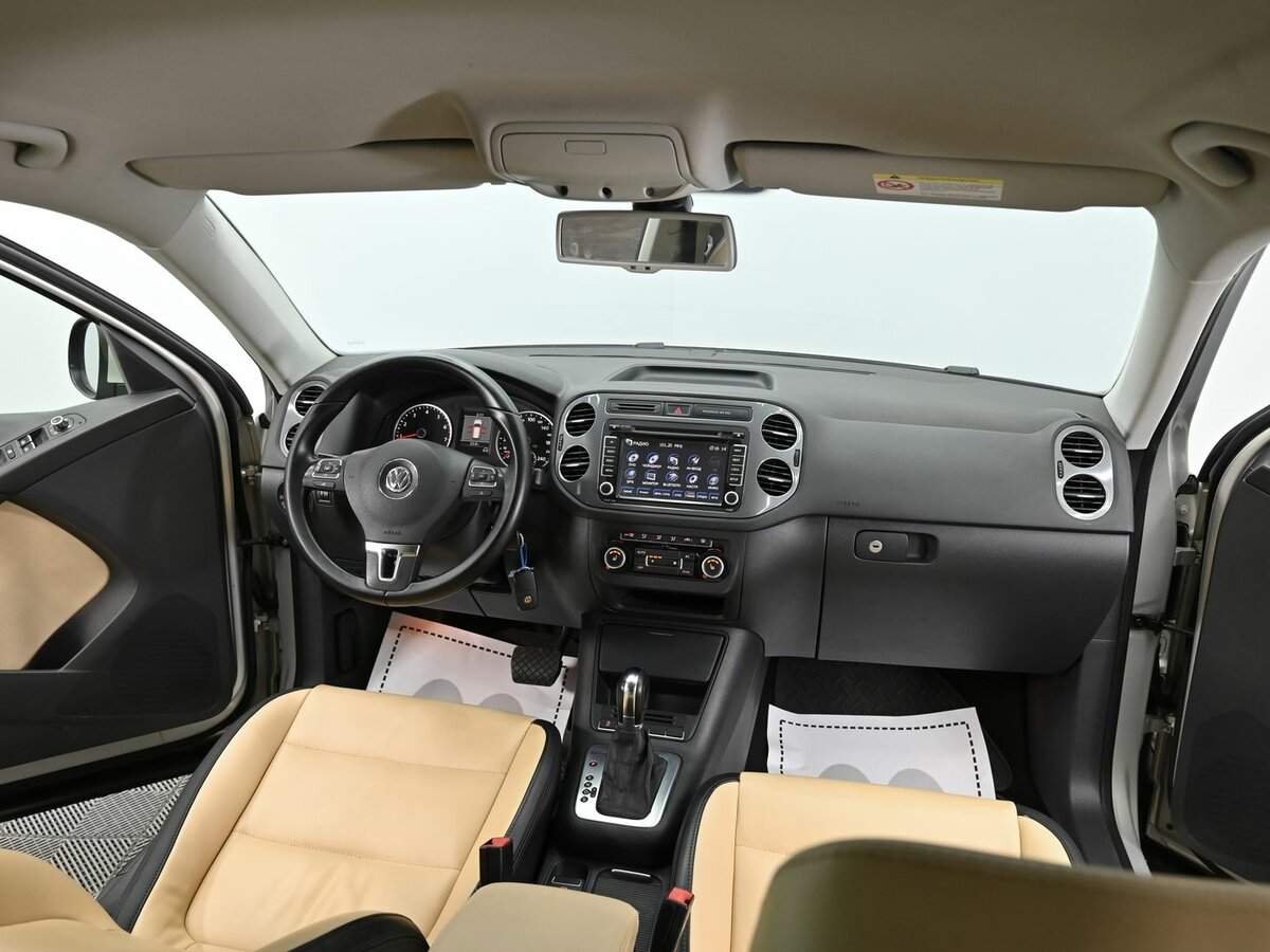 Volkswagen Tiguan б/у, 2012, Автоматическая. Фото: #12