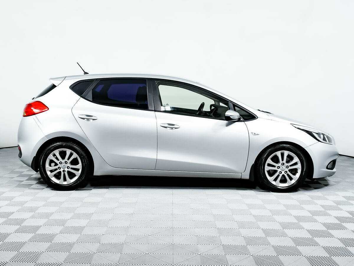 Kia Ceed б/у, 2012, Автоматическая. Фото: #3