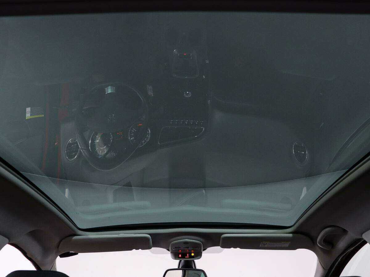 Peugeot 3008 б/у, 2012, Автоматическая. Фото: #14