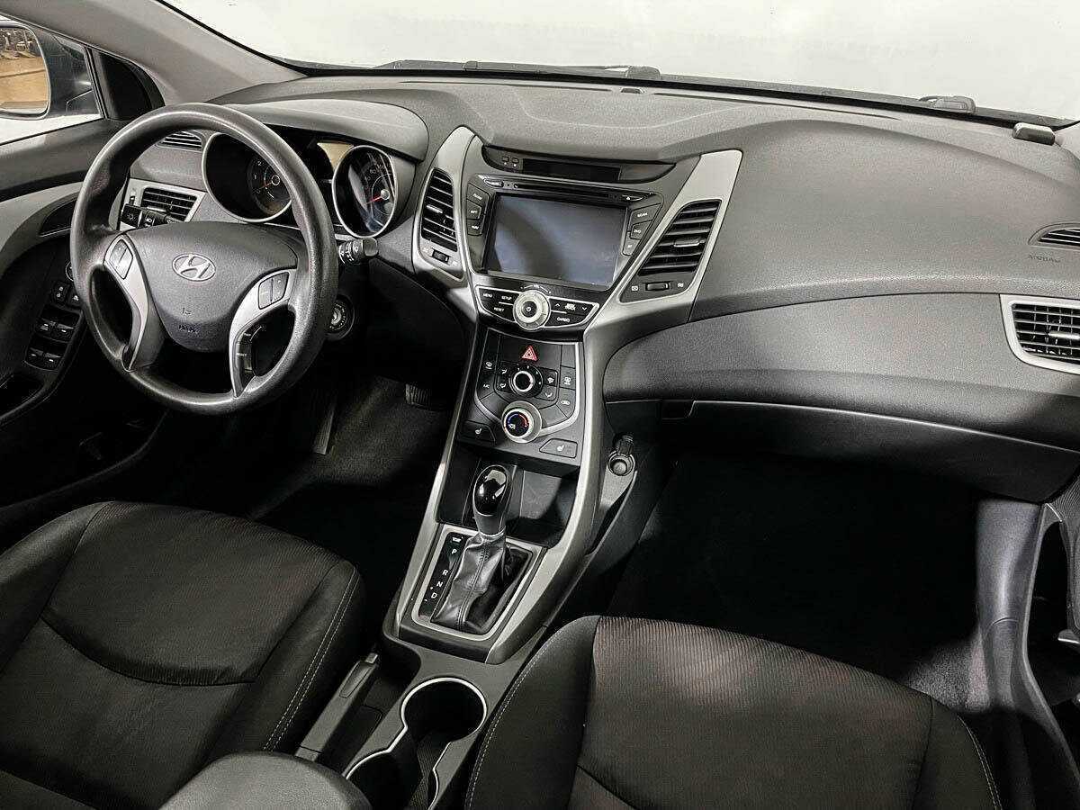 Hyundai Elantra б/у, 2015, Автоматическая. Фото: #8