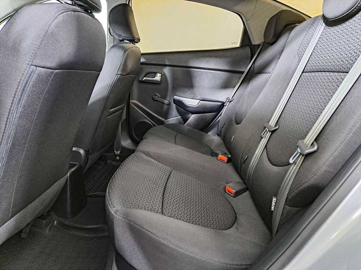 Kia Rio б/у, 2017, Автоматическая. Фото: #7