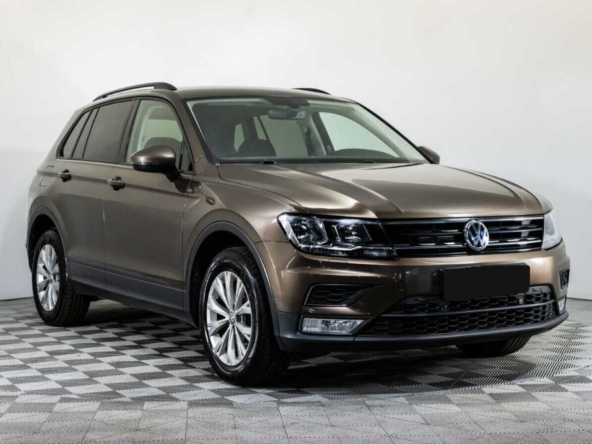 Volkswagen Tiguan б/у, 2017, Роботизированная. Фото: #2