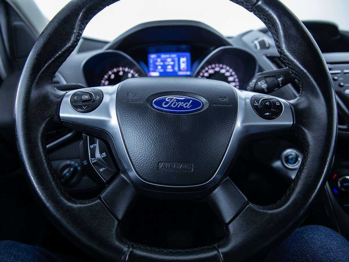 Ford Kuga б/у, 2015, Автоматическая. Фото: #15