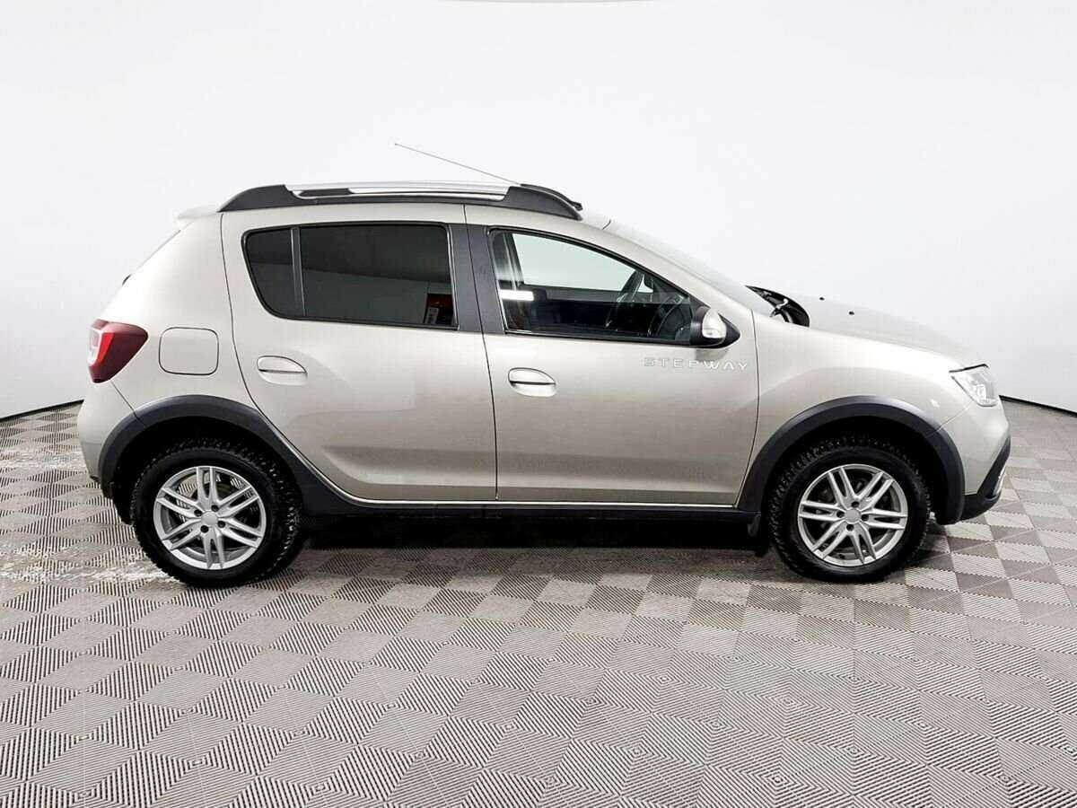 Renault Sandero б/у, 2020, Механическая. Фото: #3
