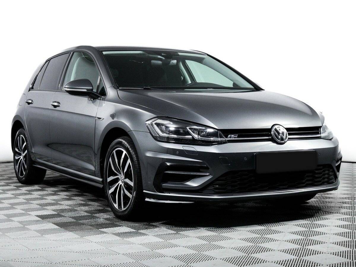 Volkswagen Golf б/у, 2018, Роботизированная. Фото: #2
