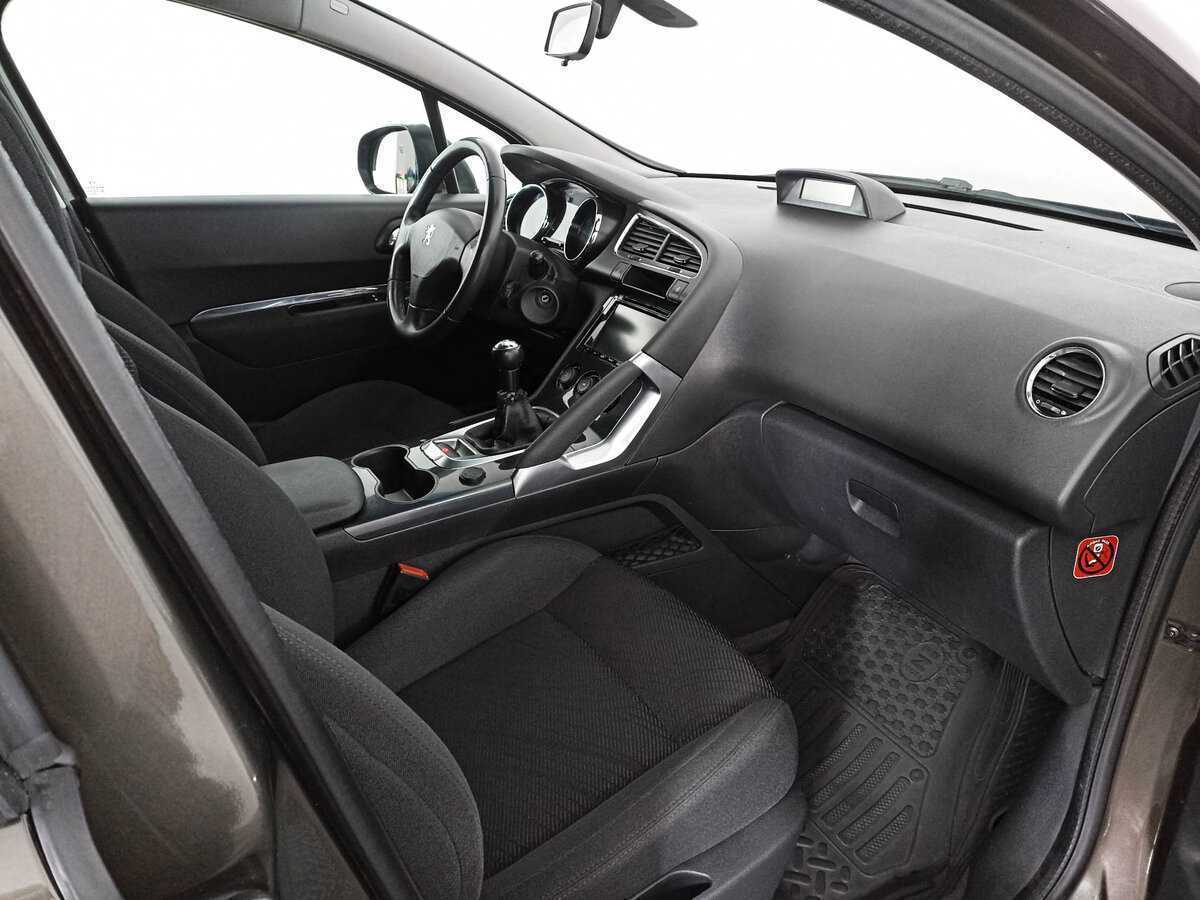 Peugeot 3008 б/у, 2012, Механическая. Фото: #7