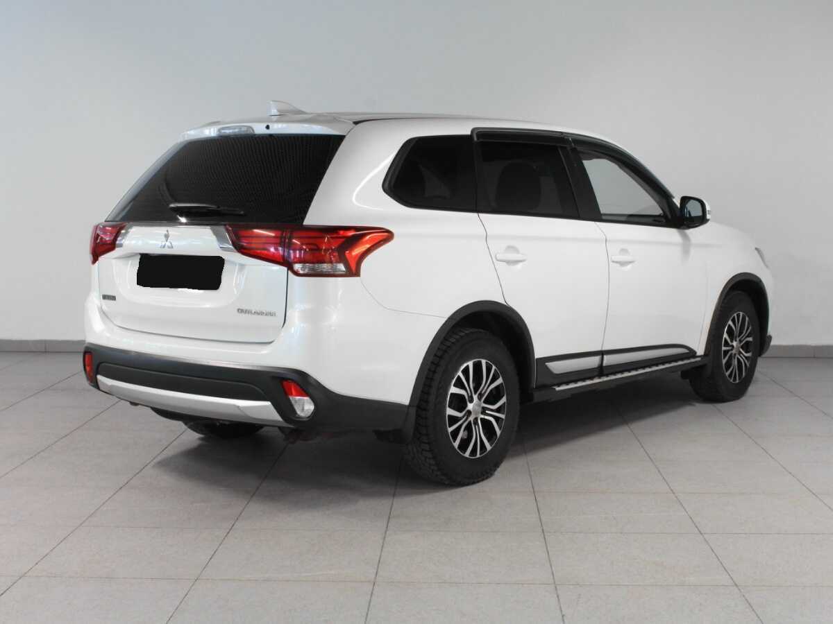 Mitsubishi Outlander б/у, 2017, Вариатор. Фото: #4