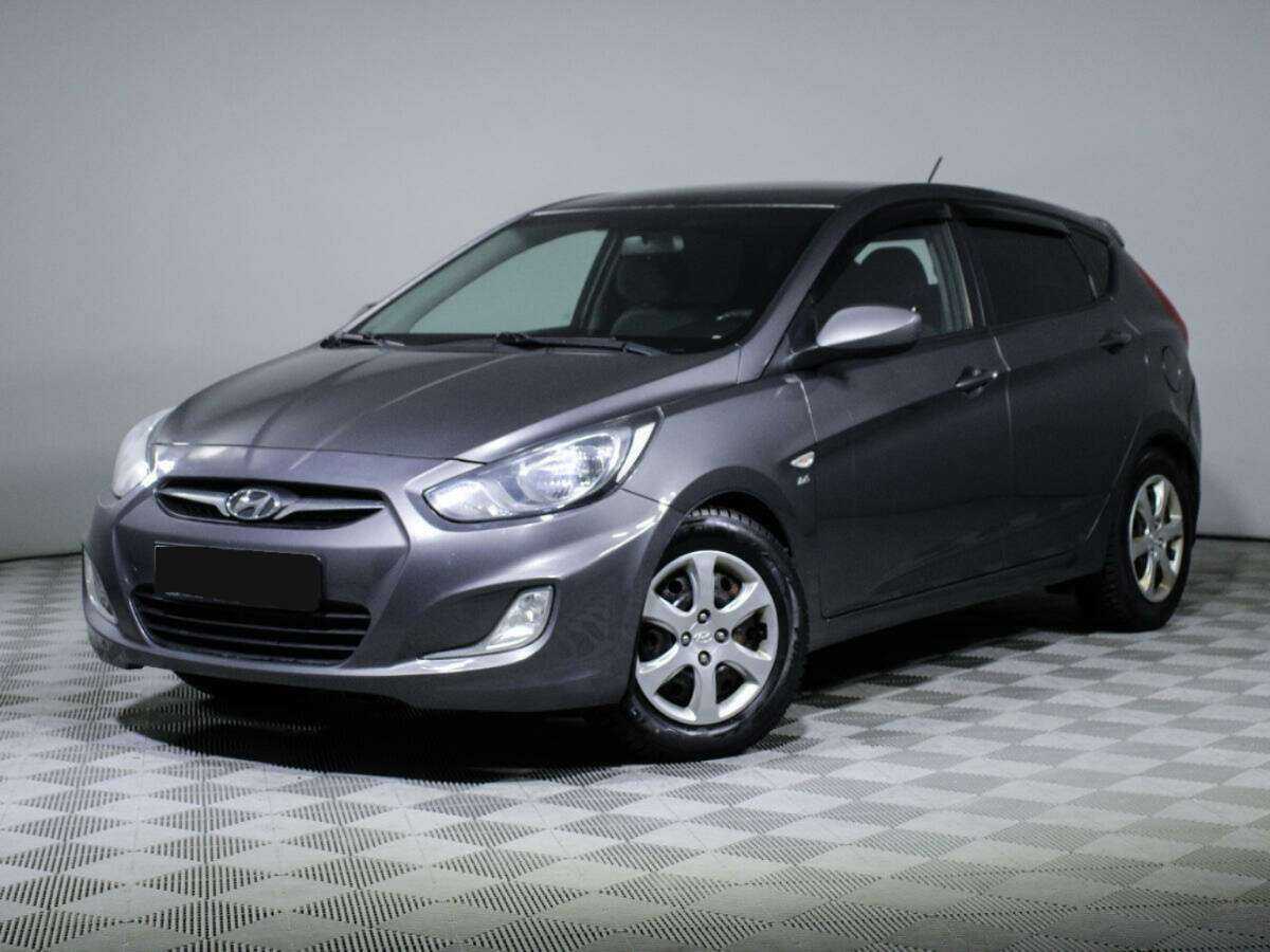 Hyundai Solaris б/у, 2012, Механическая. Фото: #0