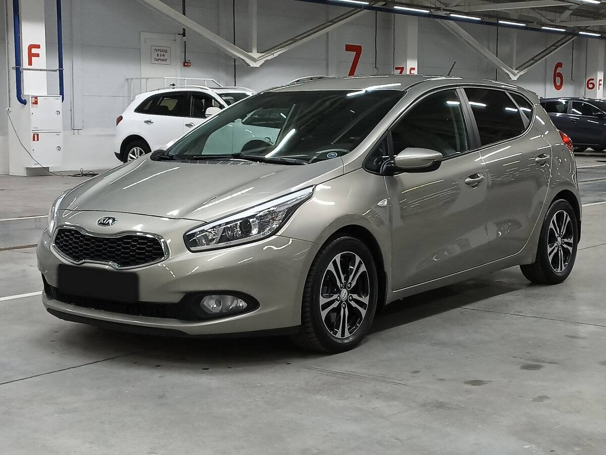 Kia Ceed б/у, 2015, Автоматическая. Посмотреть фото