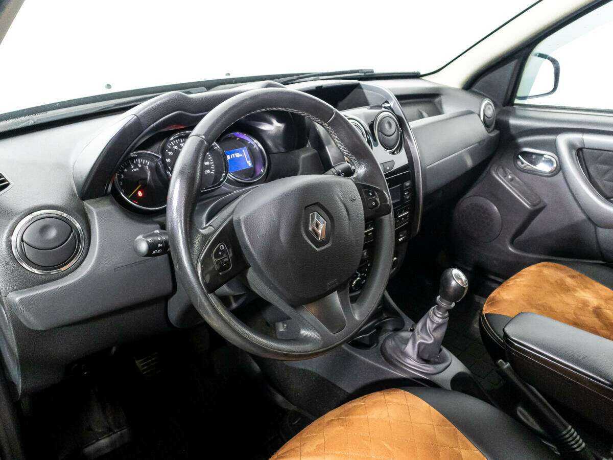 Renault Duster б/у, 2017, Механическая. Фото: #10