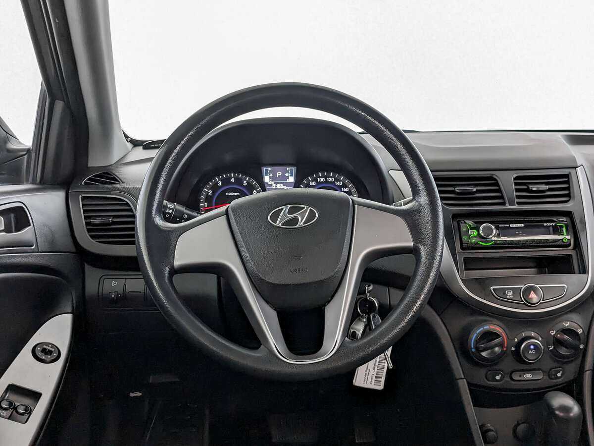 Hyundai Solaris б/у, 2014, Автоматическая. Фото: #16