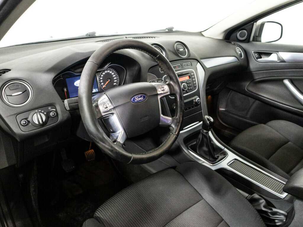 Ford Mondeo б/у, 2012, Механическая. Фото: #10
