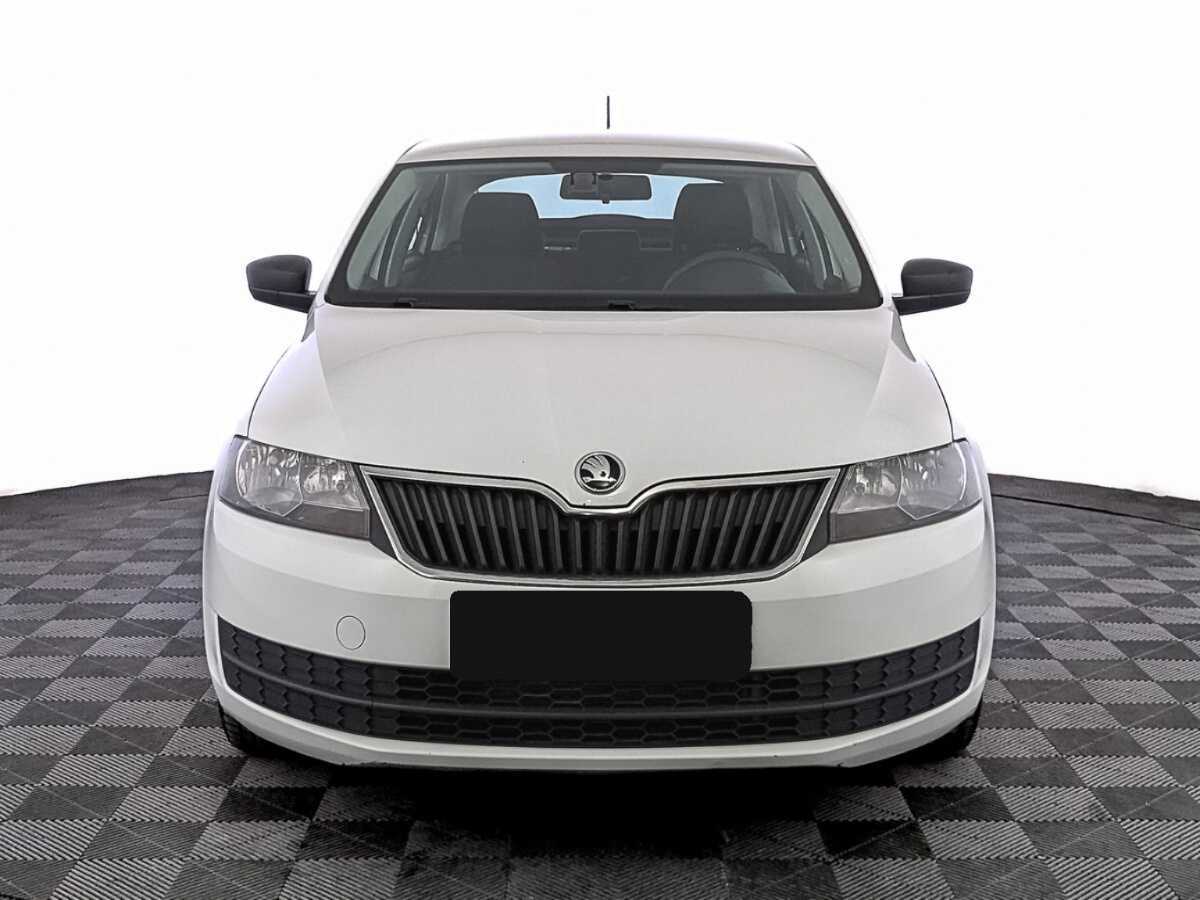 Skoda Rapid б/у, 2017, Механическая. Фото: #1