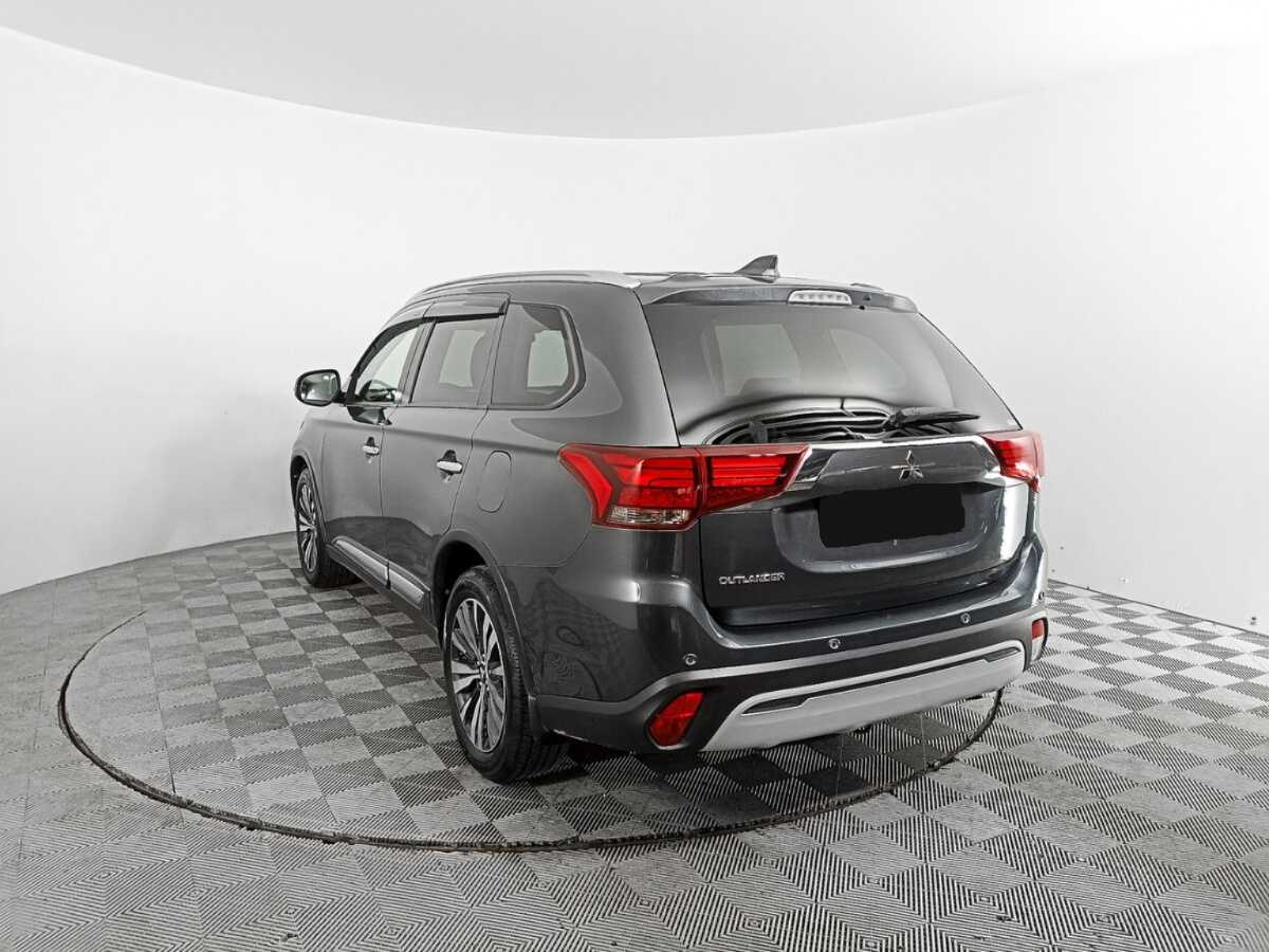 Mitsubishi Outlander б/у, 2021, Вариатор. Фото: #6