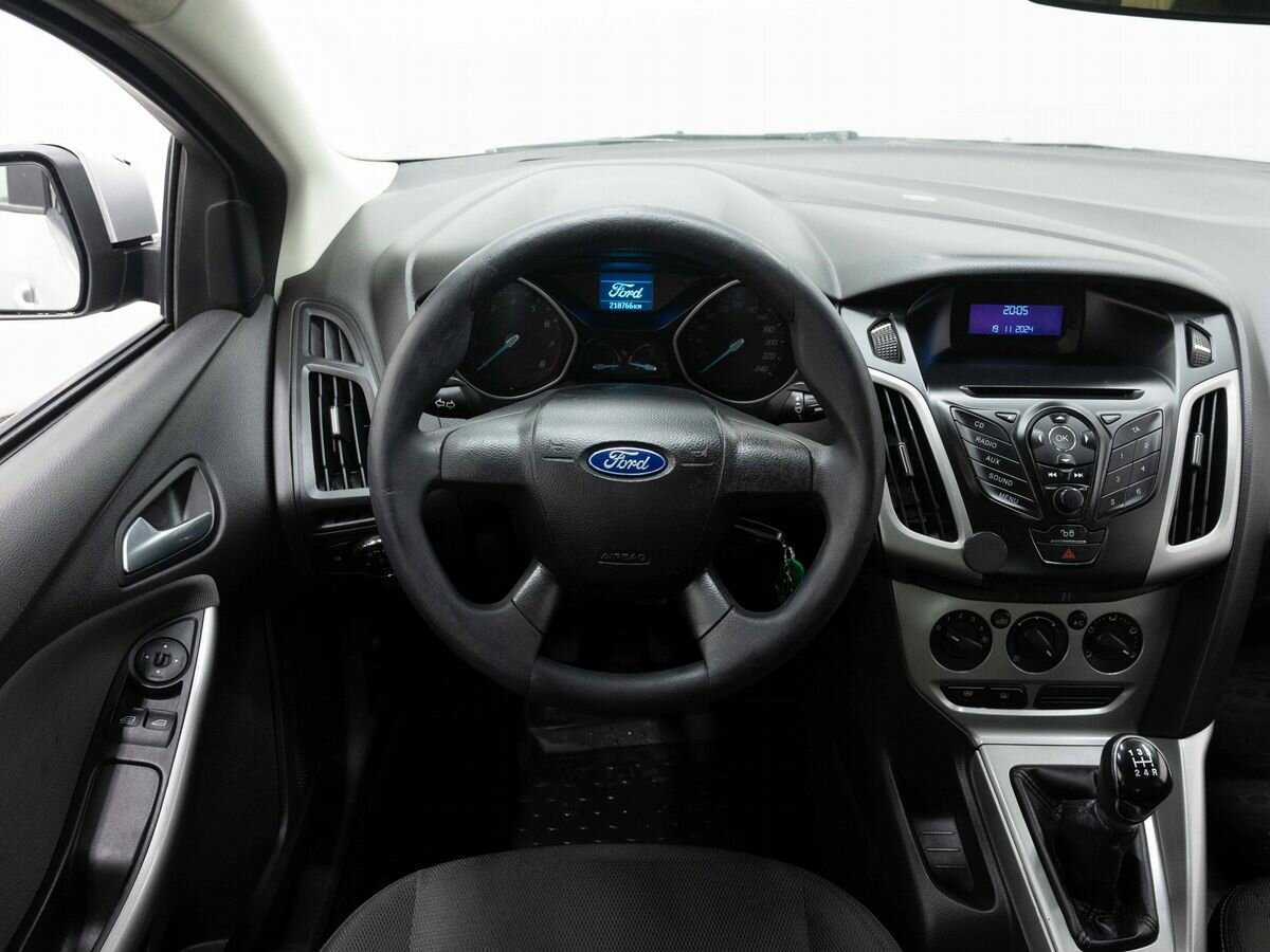 Ford Focus б/у, 2012, Механическая. Фото: #15