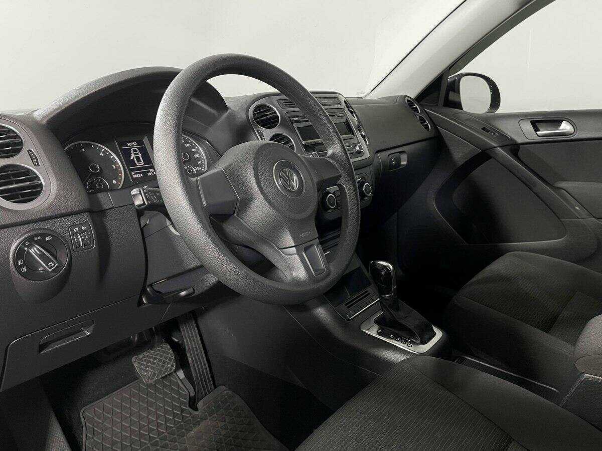 Volkswagen Tiguan б/у, 2014, Автоматическая. Фото: #12
