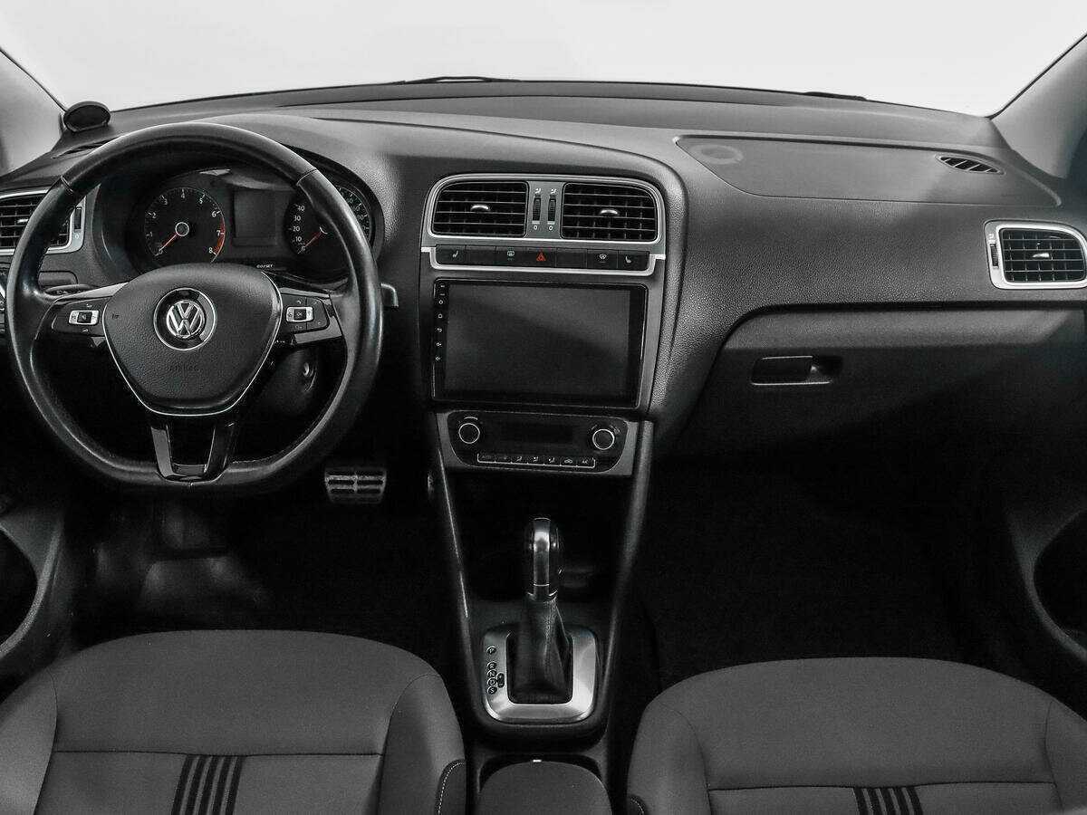 Volkswagen Polo б/у, 2016, Автоматическая. Фото: #11