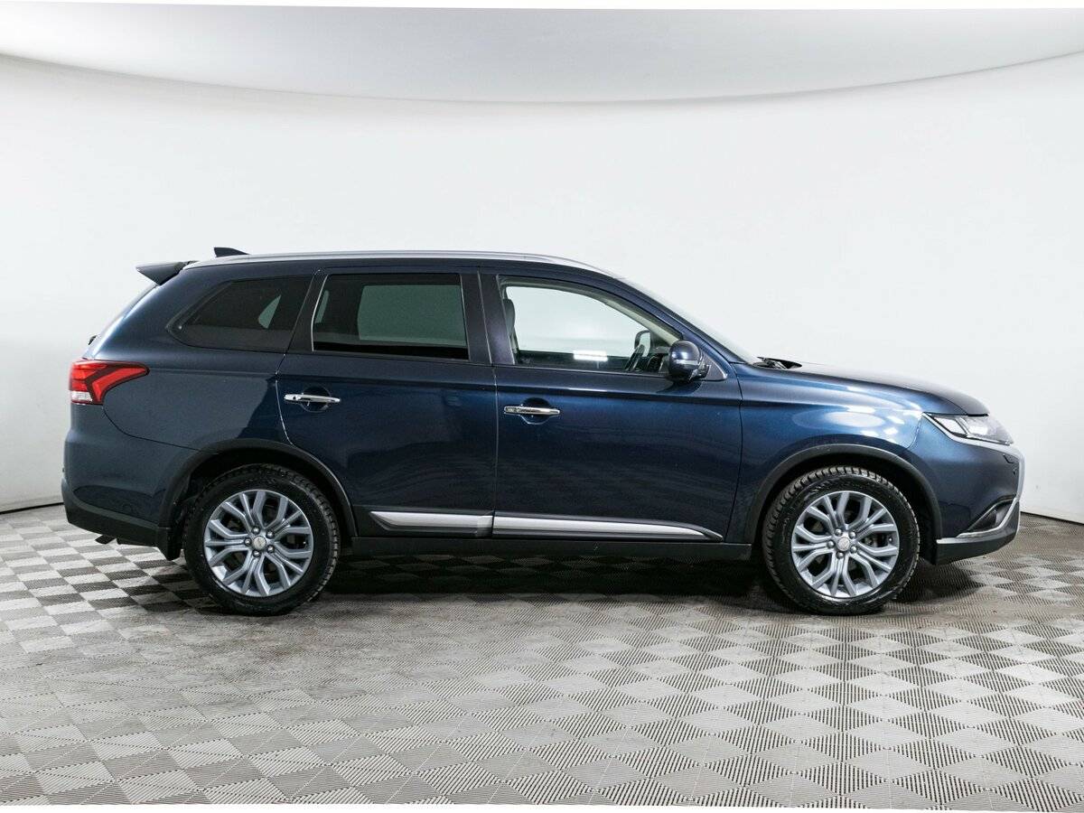 Mitsubishi Outlander б/у, 2020, Вариатор. Фото: #3