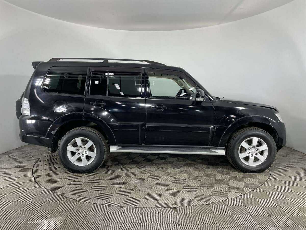 Mitsubishi Pajero б/у, 2012, Автоматическая. Фото: #3