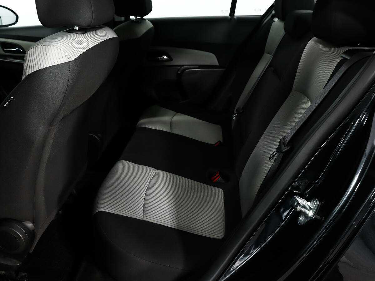 Chevrolet Cruze б/у, 2013, Механическая. Фото: #6