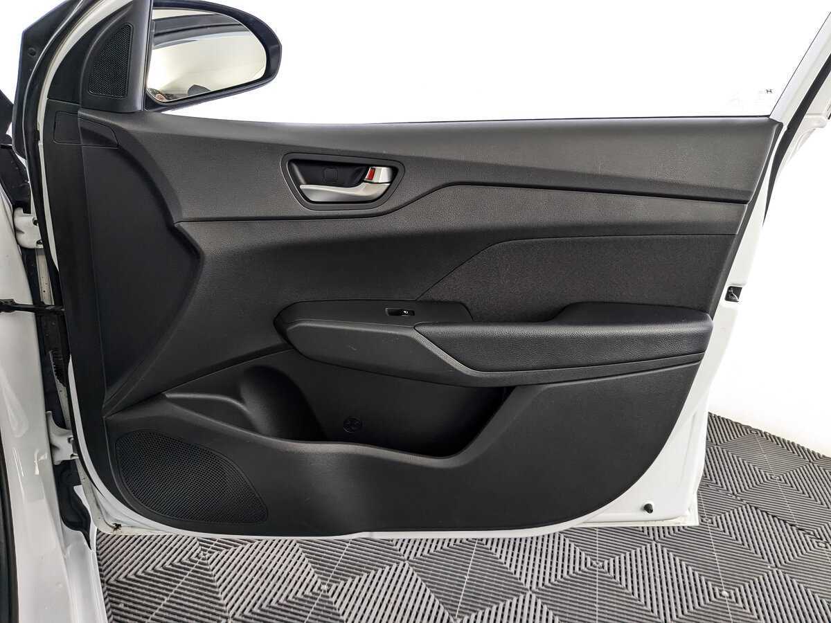 Hyundai Solaris б/у, 2019, Автоматическая. Фото: #20