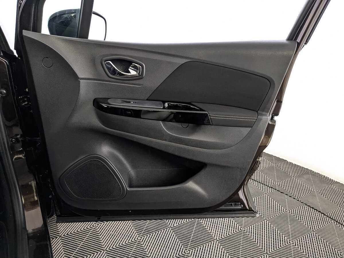 Renault Kaptur б/у, 2019, Автоматическая. Фото: #23