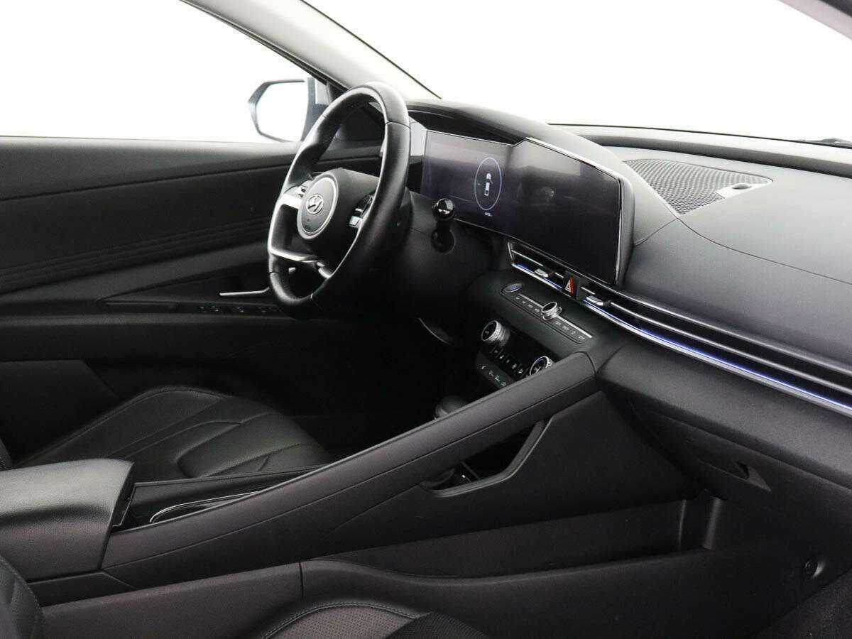 Hyundai Elantra б/у, 2021, Автоматическая. Фото: #6