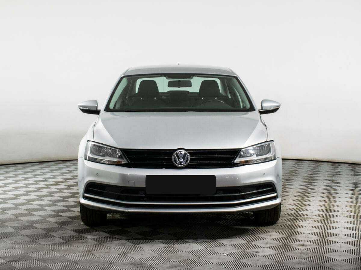 Volkswagen Jetta б/у, 2018, Роботизированная. Фото: #1