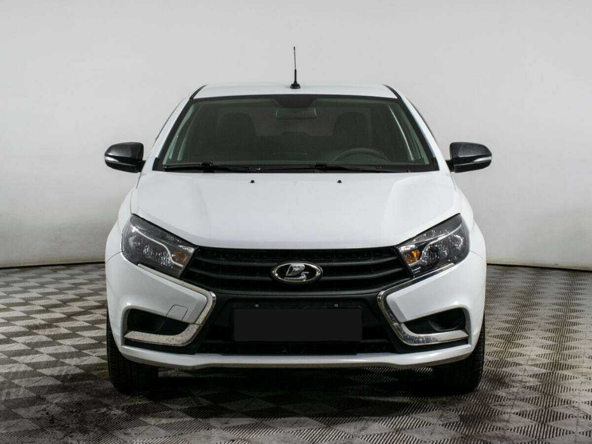 Lada (ВАЗ) Vesta б/у, 2021, Механическая. Фото: #1