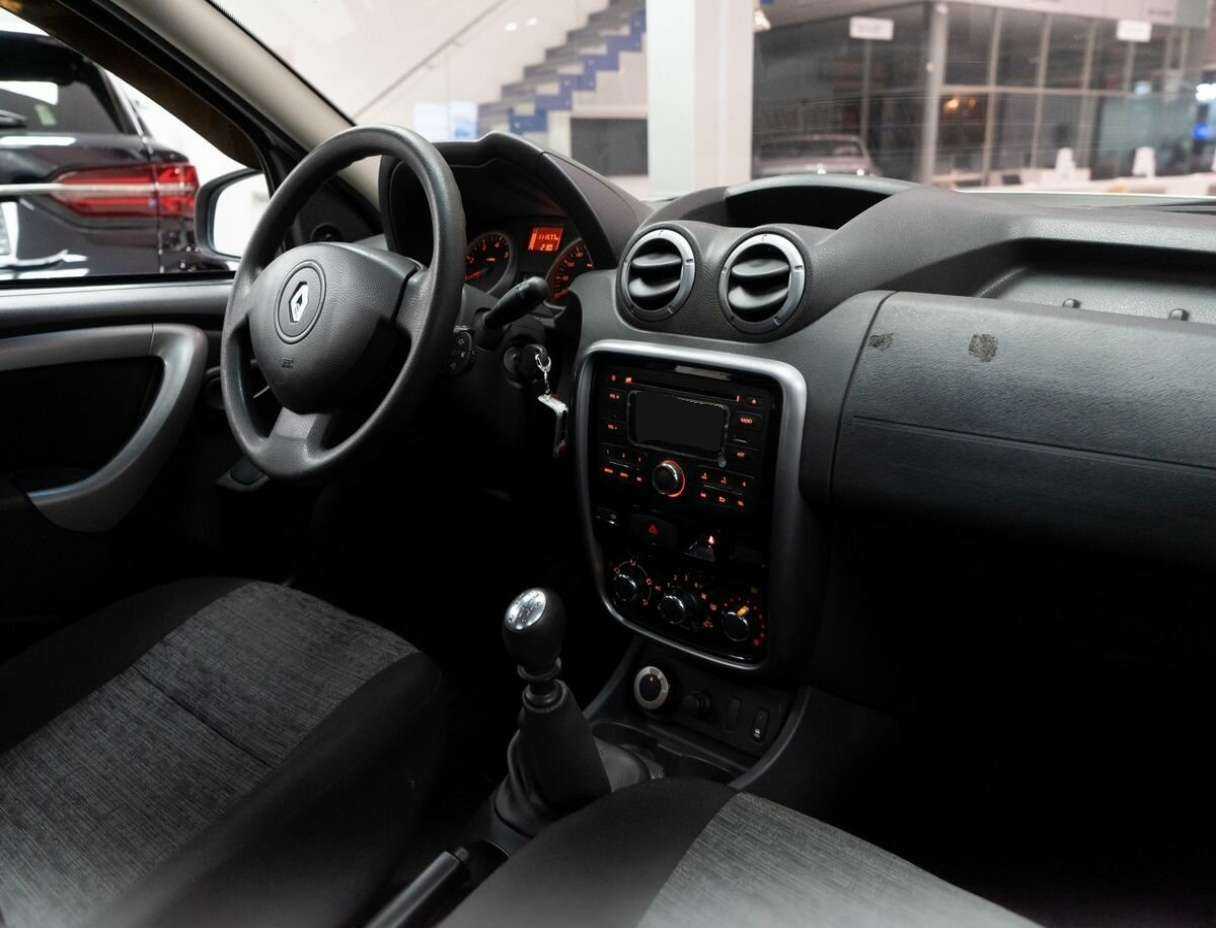 Renault Duster б/у, 2013, Механическая. Фото: #16