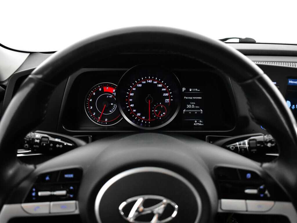 Hyundai Elantra б/у, 2021, Автоматическая. Фото: #10
