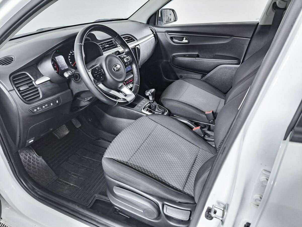 Kia Rio б/у, 2017, Автоматическая. Фото: #15