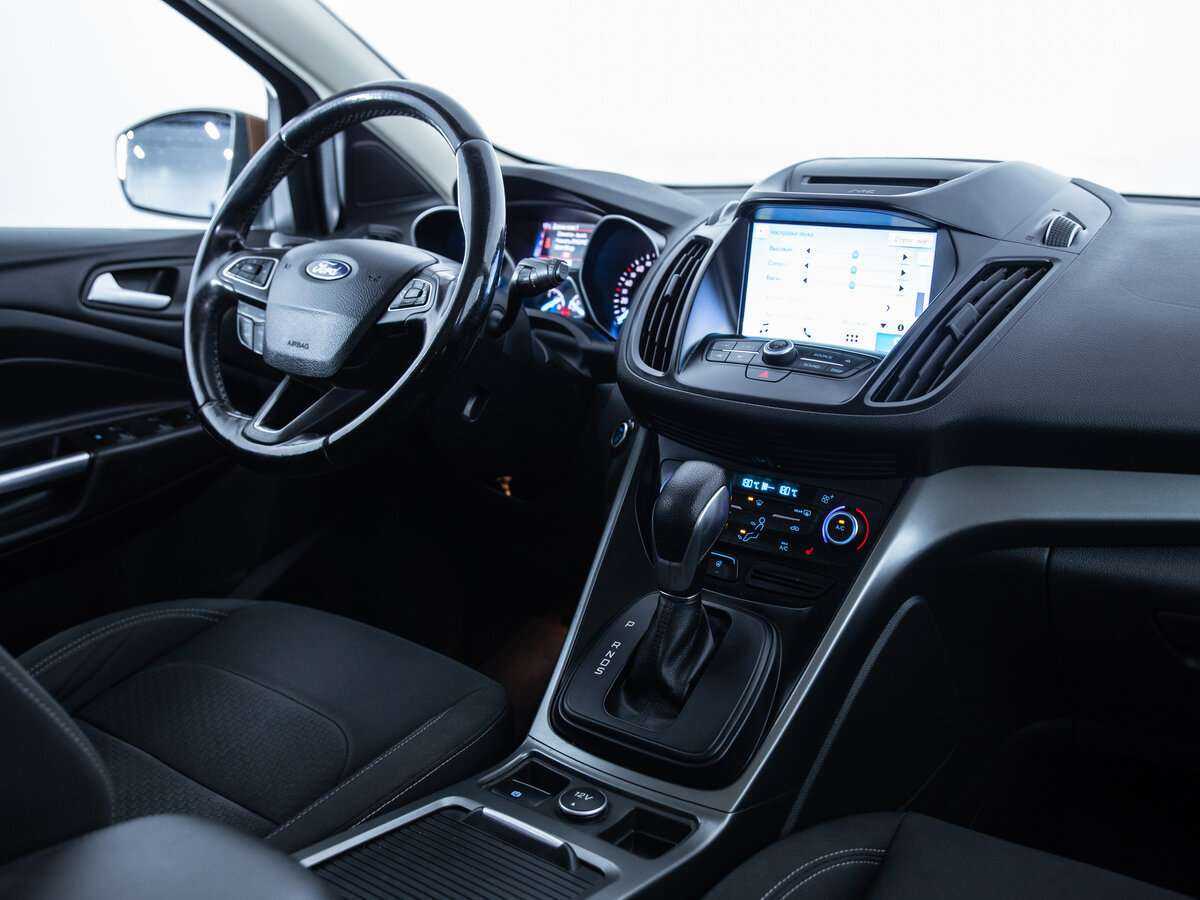 Ford Kuga б/у, 2017, Автоматическая. Фото: #8