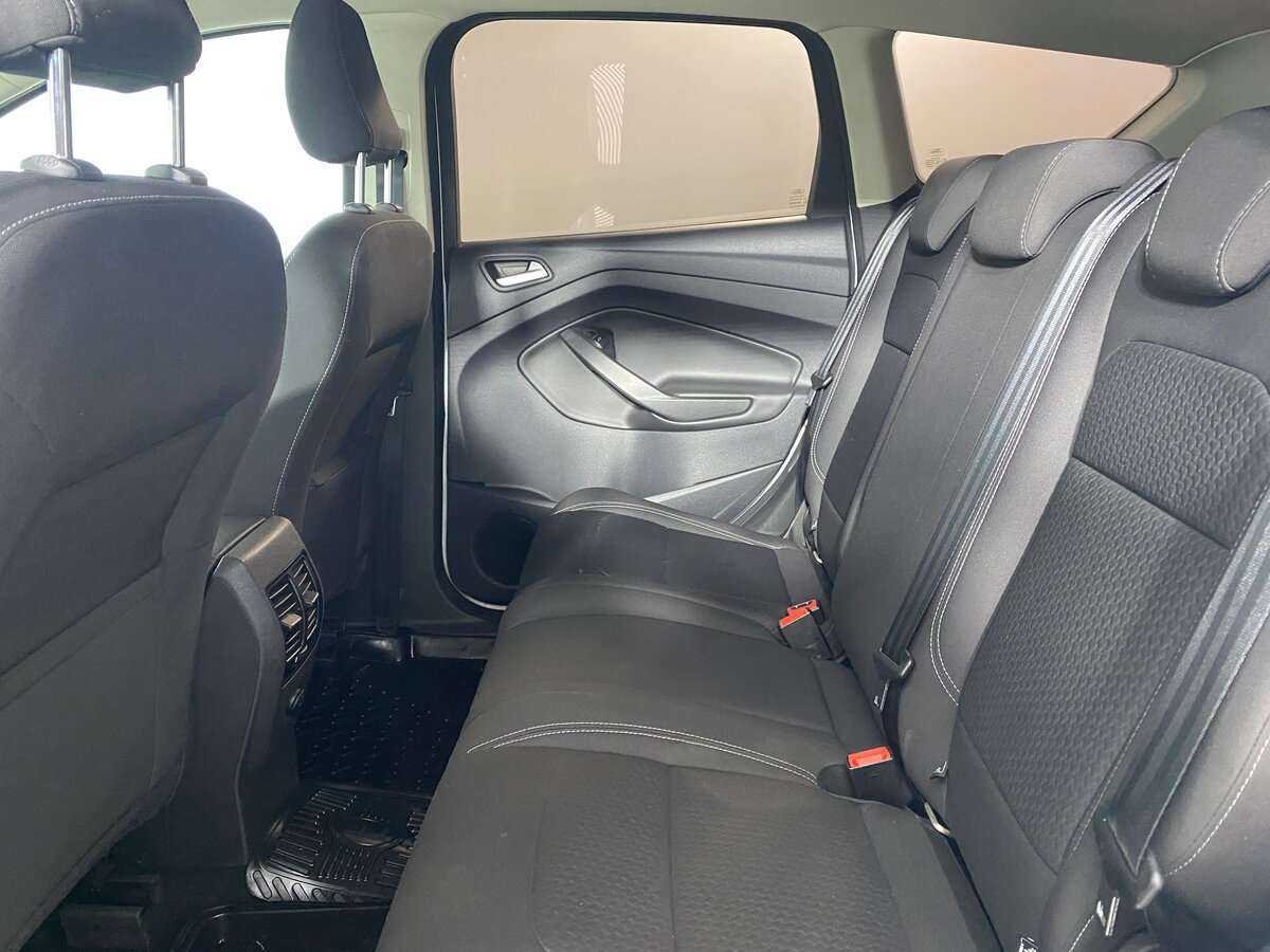 Ford Kuga б/у, 2017, Автоматическая. Фото: #7