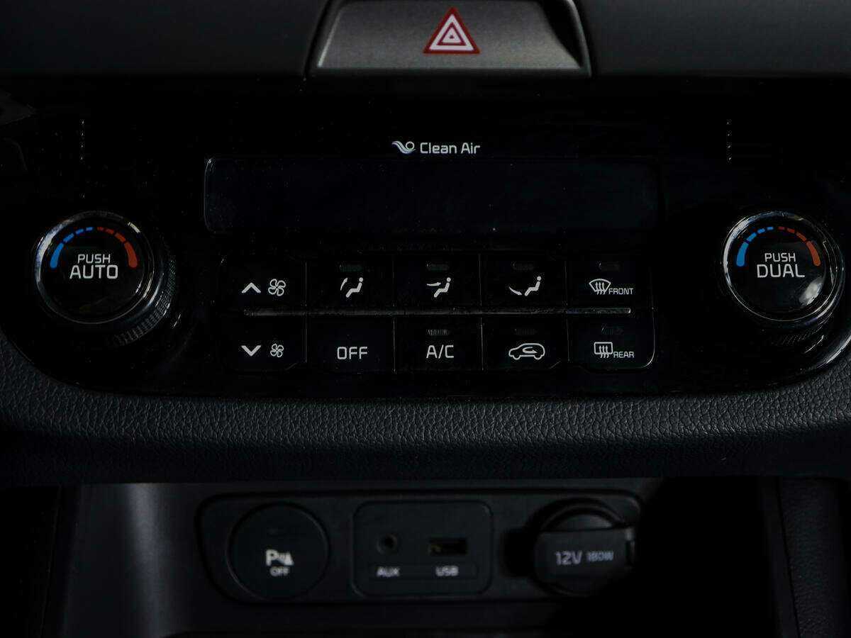 Kia Sportage б/у, 2014, Механическая. Фото: #19