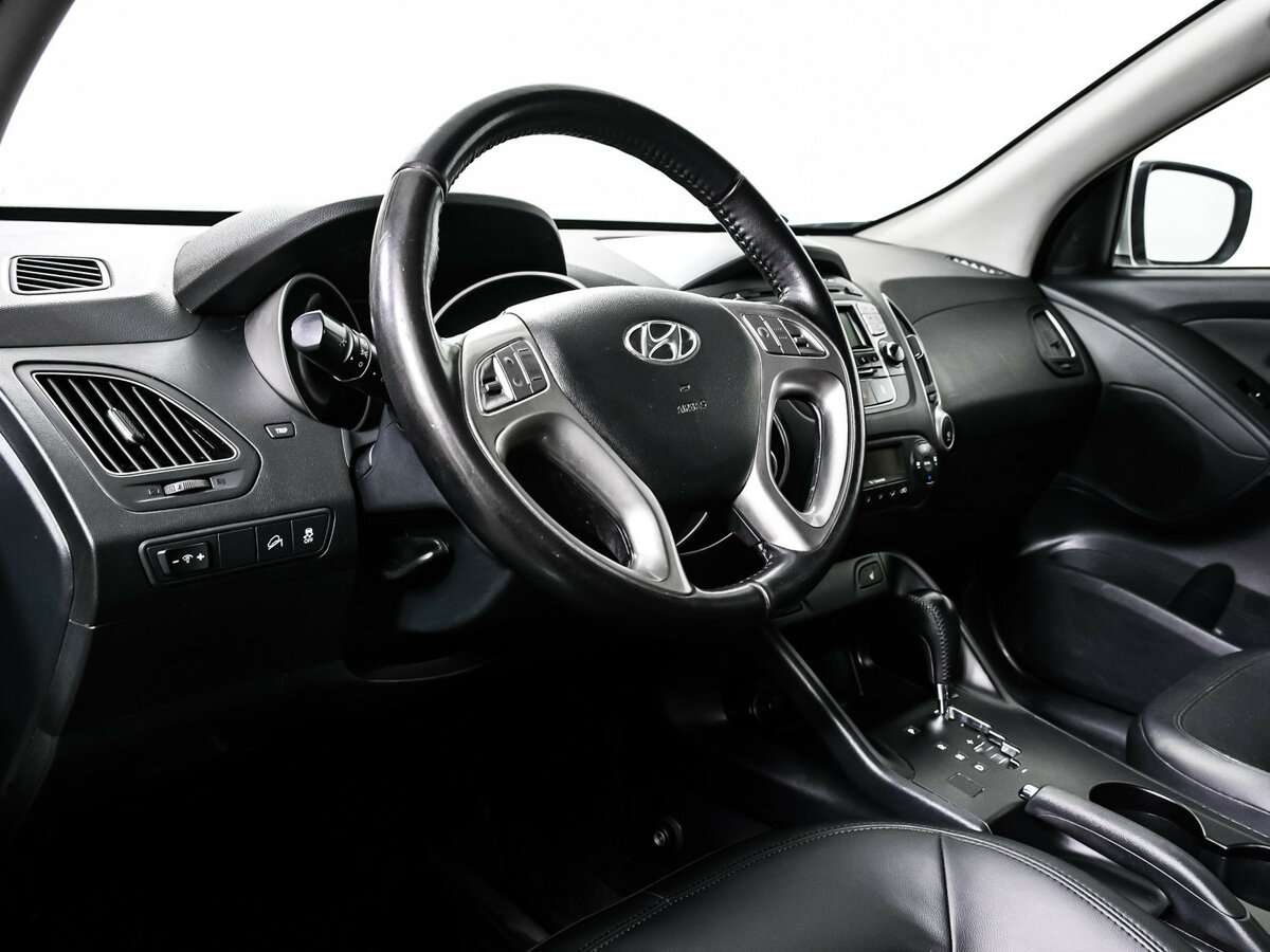 Hyundai ix35 б/у, 2012, Автоматическая. Фото: #11
