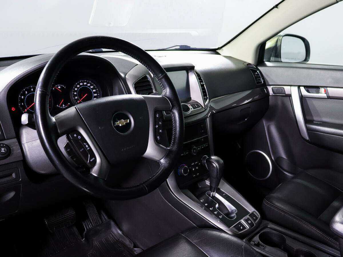 Chevrolet Captiva б/у, 2013, Автоматическая. Фото: #11
