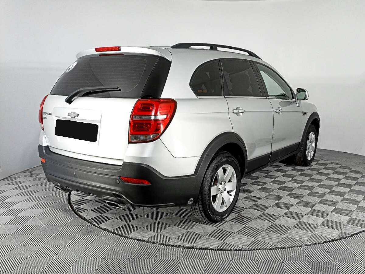 Chevrolet Captiva б/у, 2015, Автоматическая. Фото: #4