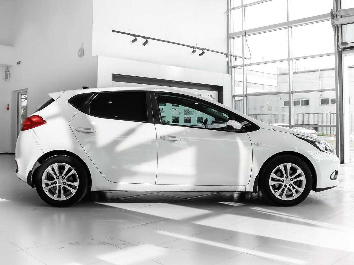 Kia Ceed б/у, 2013, Автоматическая. Фото: #3