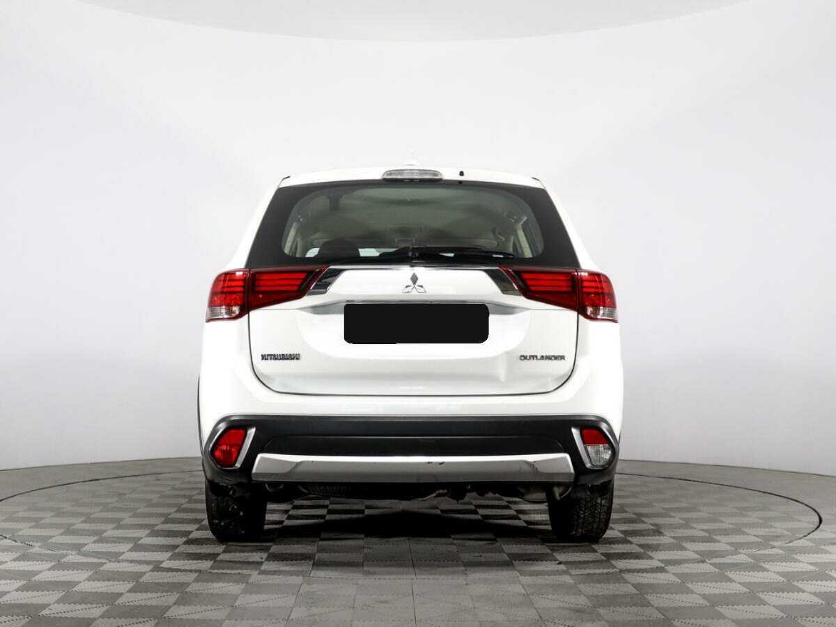 Mitsubishi Outlander б/у, 2018, Вариатор. Фото: #5