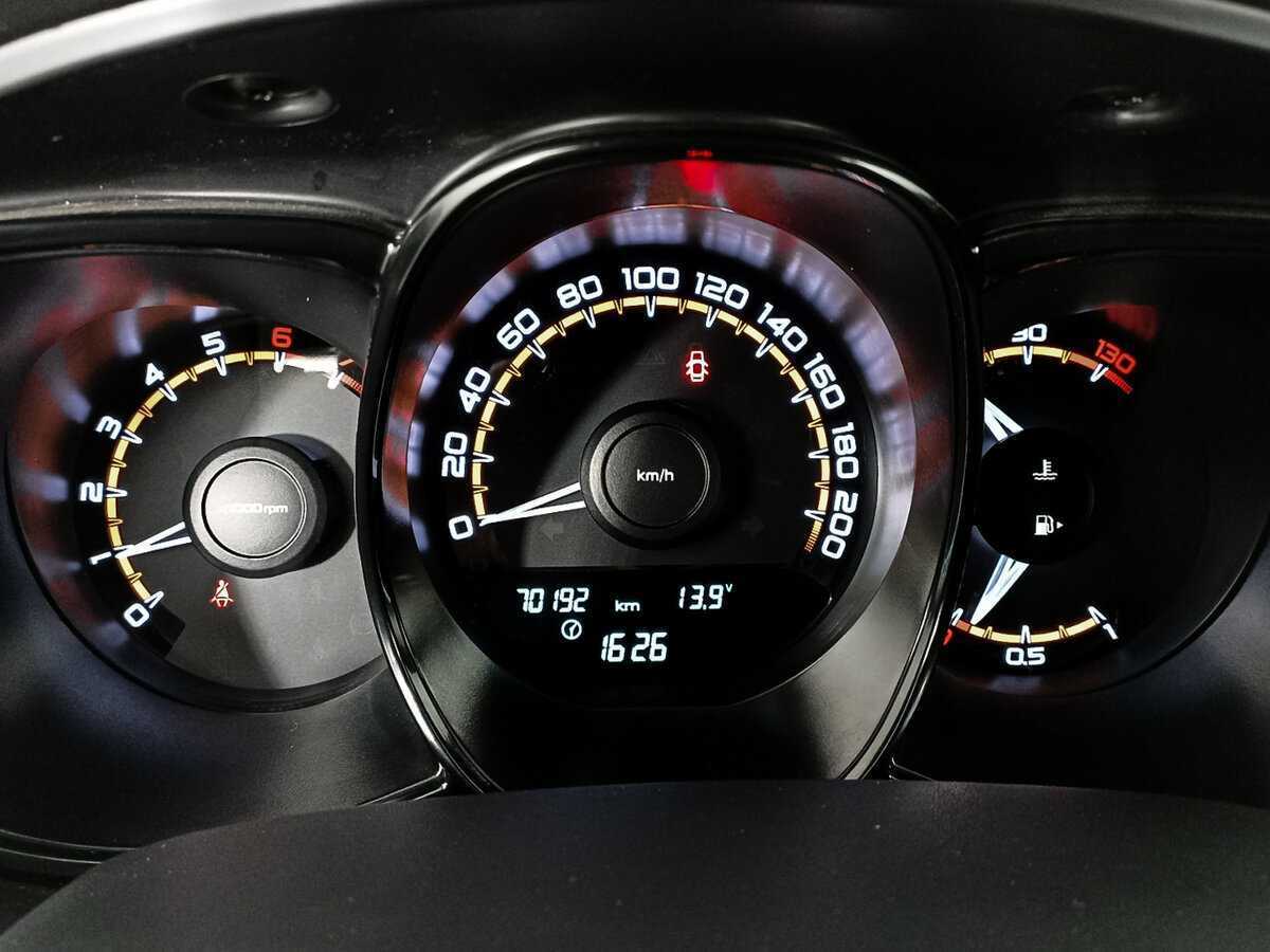 Lada (ВАЗ) Vesta б/у, 2021, Механическая. Фото: #10