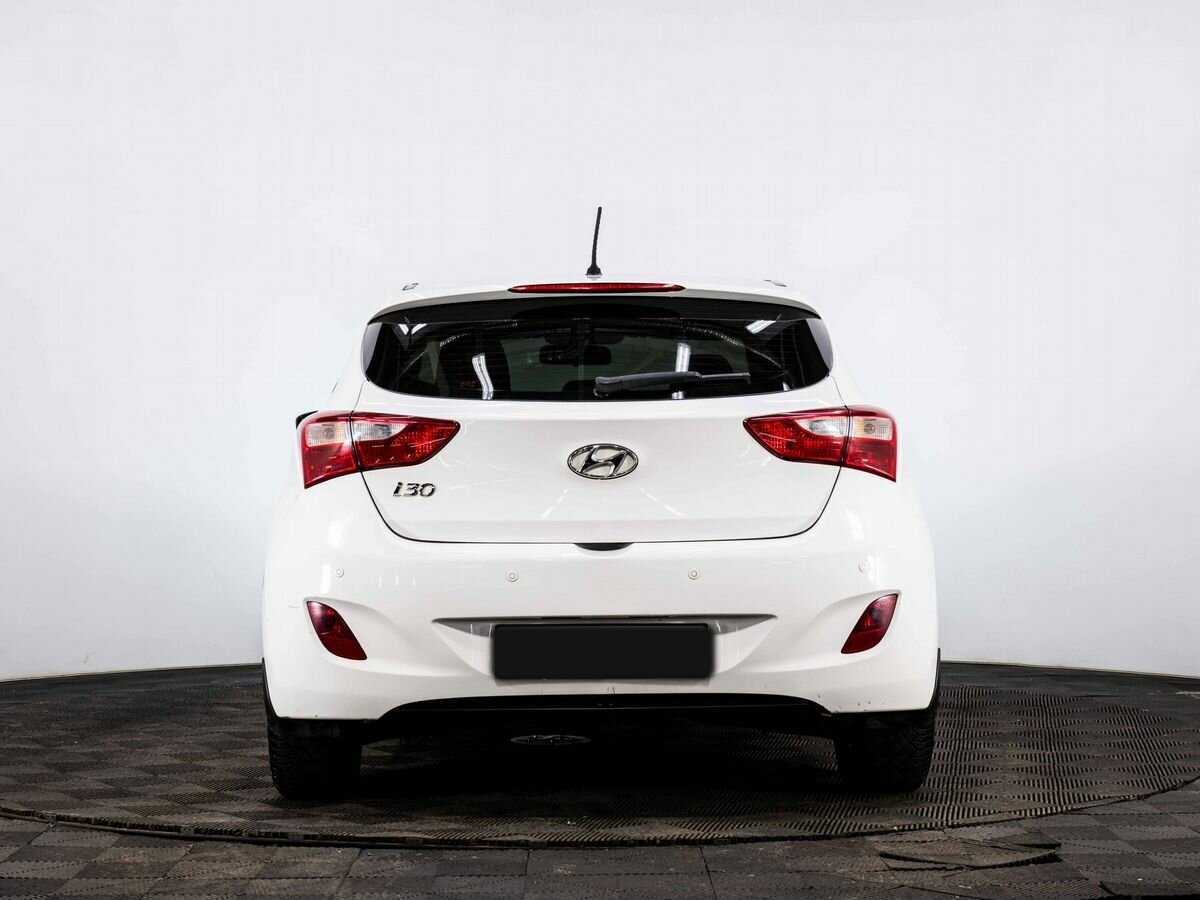 Hyundai i30 б/у, 2013, Автоматическая. Фото: #4