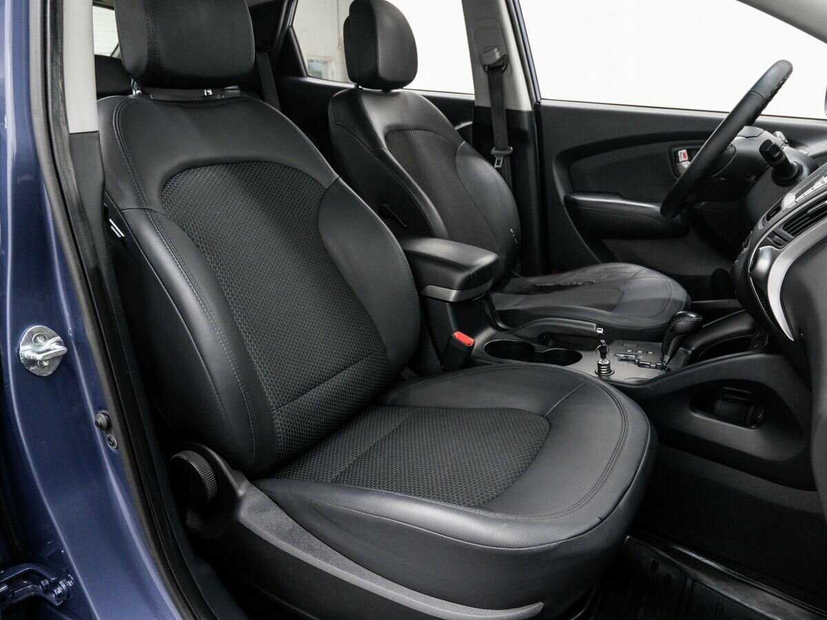 Hyundai ix35 б/у, 2012, Автоматическая. Фото: #6