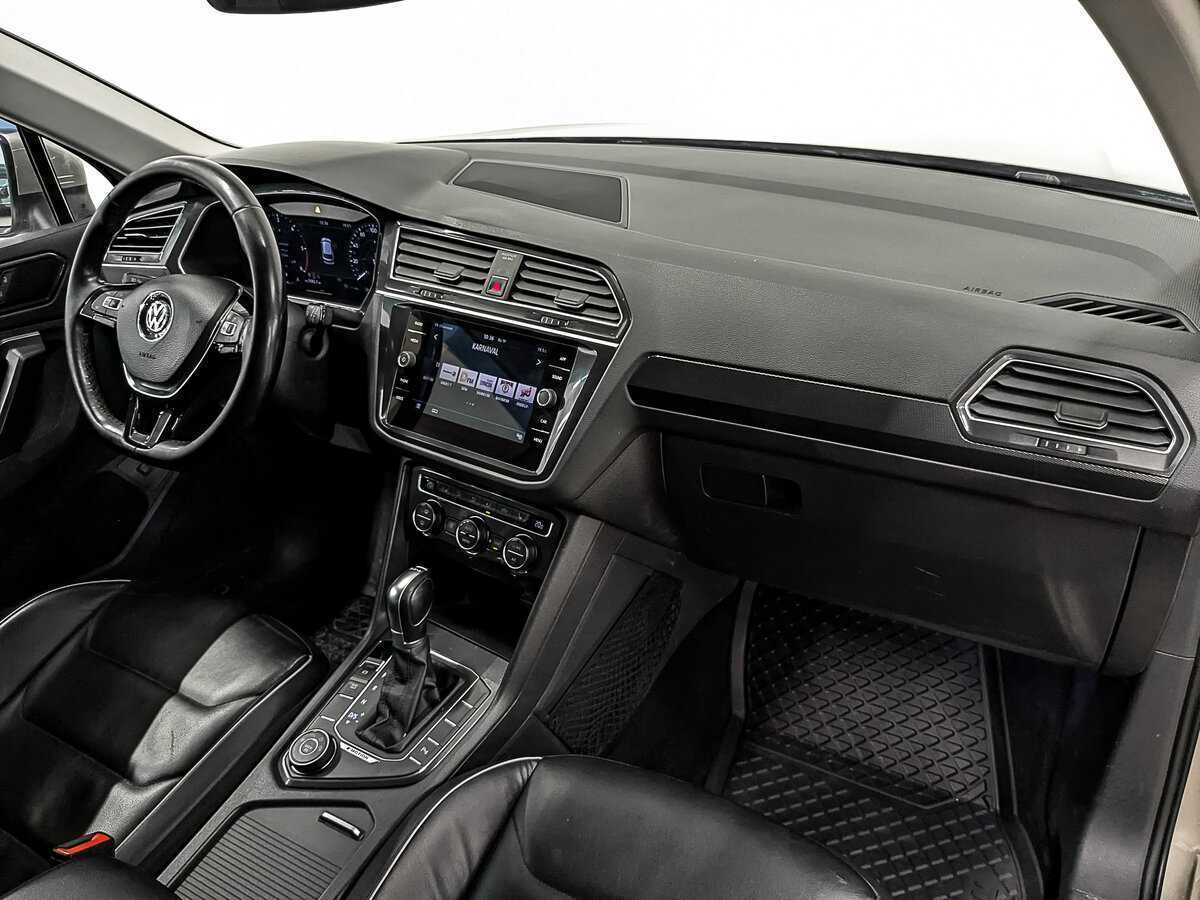 Volkswagen Tiguan б/у, 2018, Роботизированная. Фото: #10
