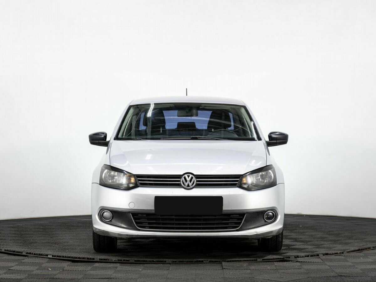 Volkswagen Polo б/у, 2013, Автоматическая. Фото: #1