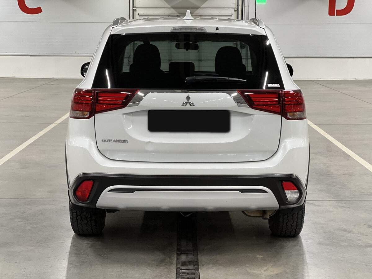 Mitsubishi Outlander б/у, 2021, Вариатор. Фото: #5