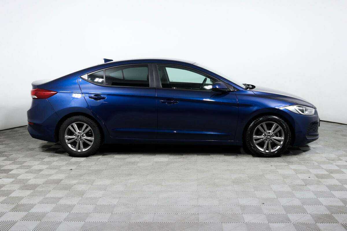 Hyundai Elantra б/у, 2016, Автоматическая. Фото: #3