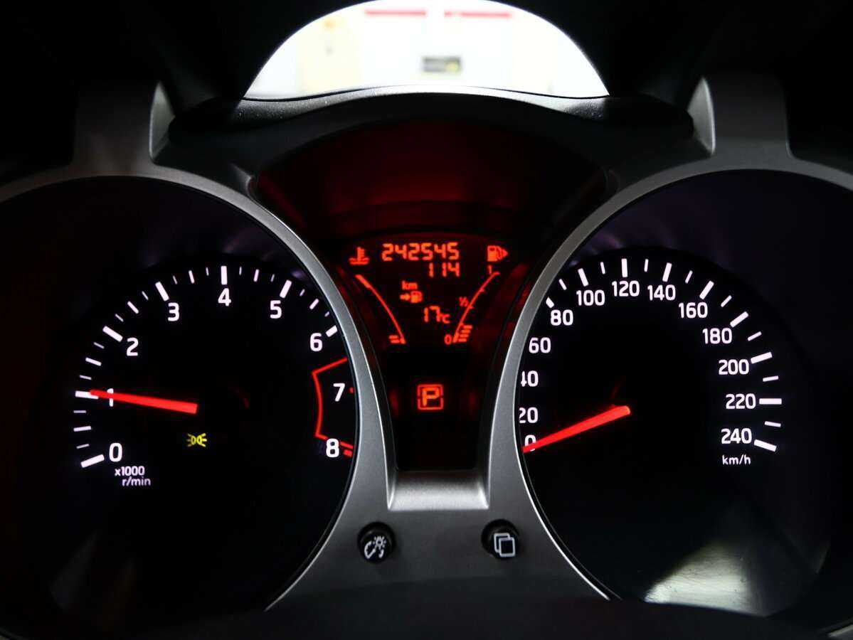 Nissan Juke б/у, 2012, Вариатор. Фото: #9