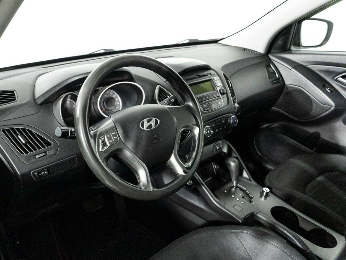 Hyundai ix35 б/у, 2013, Автоматическая. Фото: #10