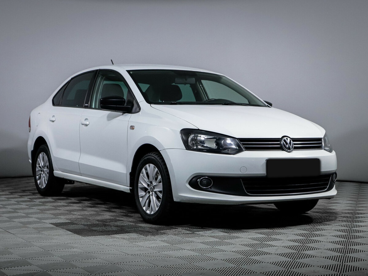 Volkswagen Polo б/у, 2014, Автоматическая. Фото: #2